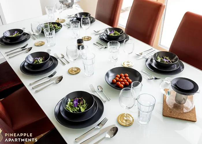 Pineapple - Altstadt I - 117qm - 1x Free Parking شقة